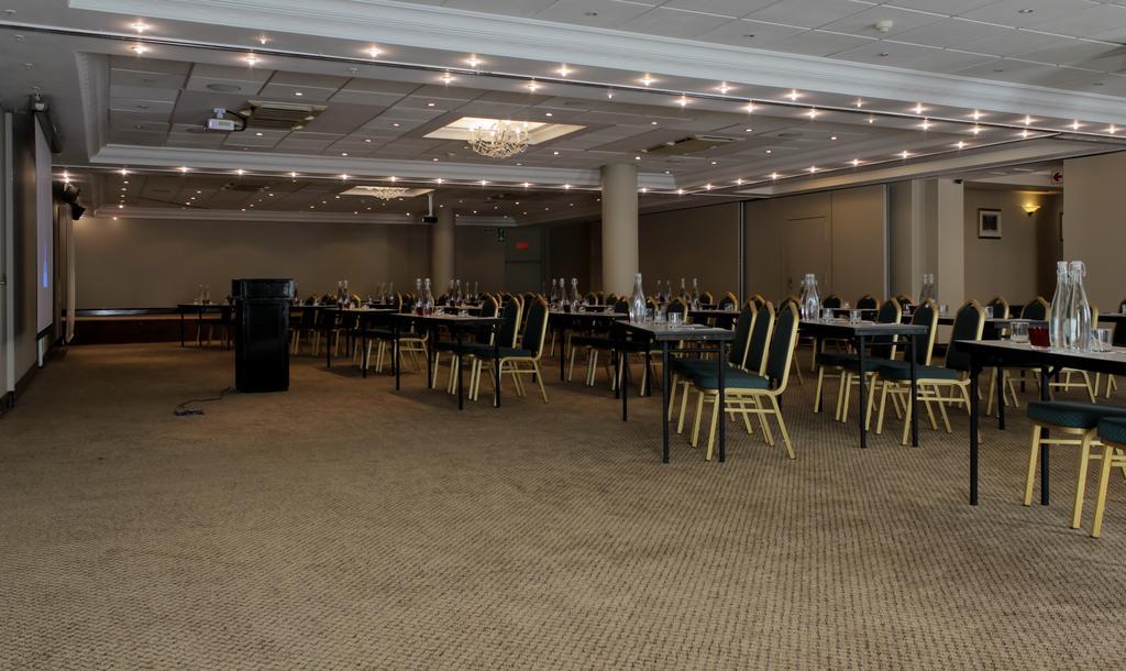 Hotel Le Vendome Cape Town Exterior photo The conference room