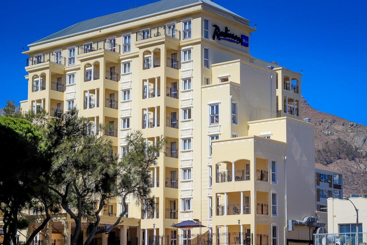 Hotel Le Vendome Cape Town Exterior photo The hotel in 2012
